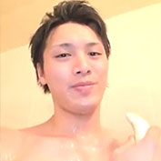 【ゲイ動画】ノンケイケメンがお風呂で身体をしっかり綺麗にしたらベッドに移動してカメラの前でオナニーｗ